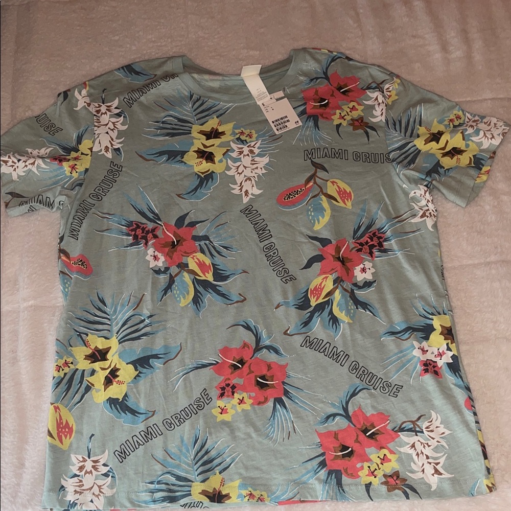 H&M Hawaiian T-shirt.